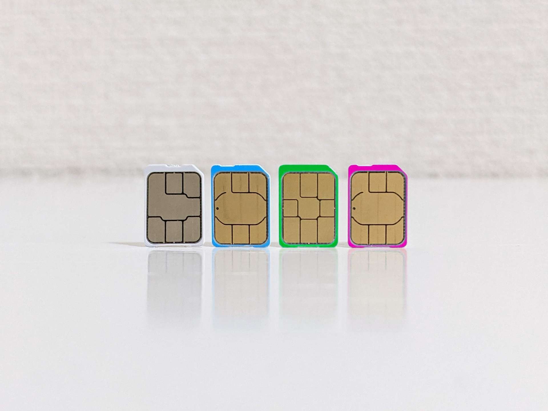全4キャリア所持&無制限で月額4558円!私のスマホ回線紹介 ドコモ au ソフトバンク 楽天モバイル